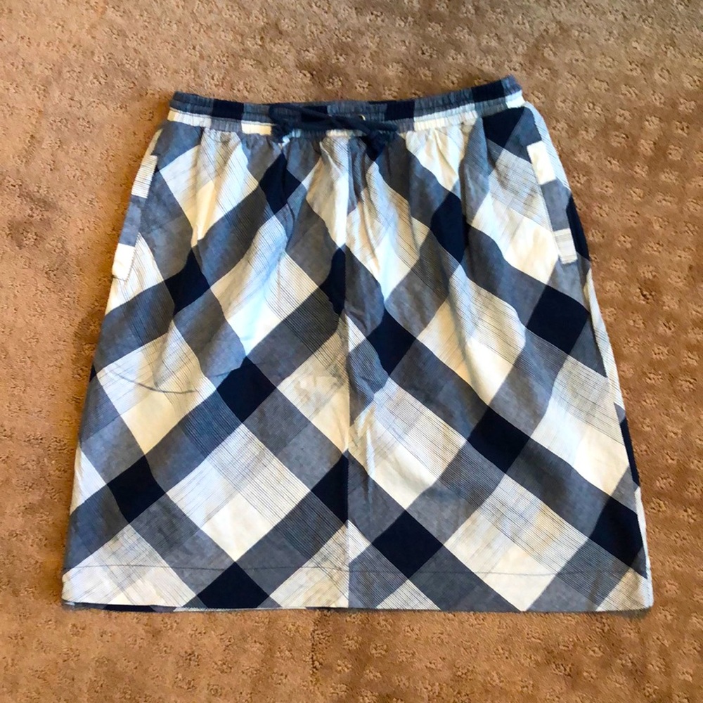 Cooperative plaid skirt